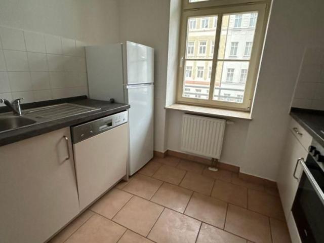 Zzgl. EBK * 1. OG mit Lift / großer Balkon am Wohnzimmer