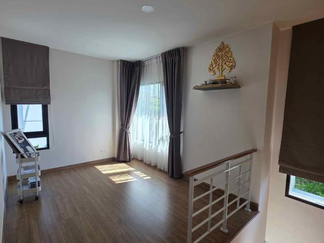 A034144 Centro Ratchapruek Suanpak