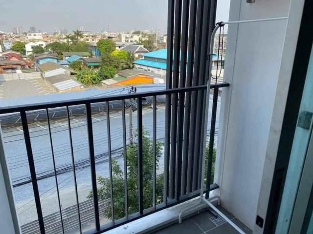 A033770 Present Condo Ekachai 32