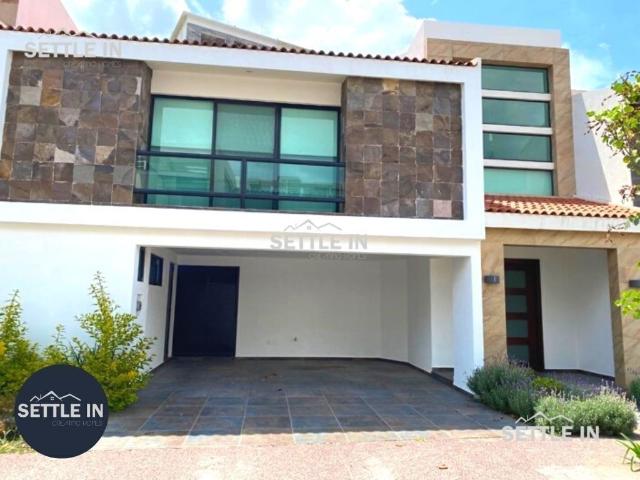 A04 CASA EN RENTA PARQUE TOSCANA FRENTE A SONATA LOMAS DE ANGELÓPOLIS II