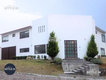 A04 CASA EN RENTA/VENTA CON VISTA AL BOSQUE FRACC.HARÁS EN PUEBLA