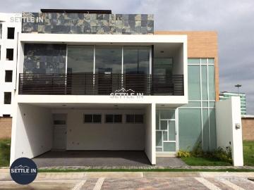 A04 HERMOSA CASA EN RENTA CLÚSTER DEL ÁNGEL RESIDENCIAL ZONA ANGELÓPOLIS