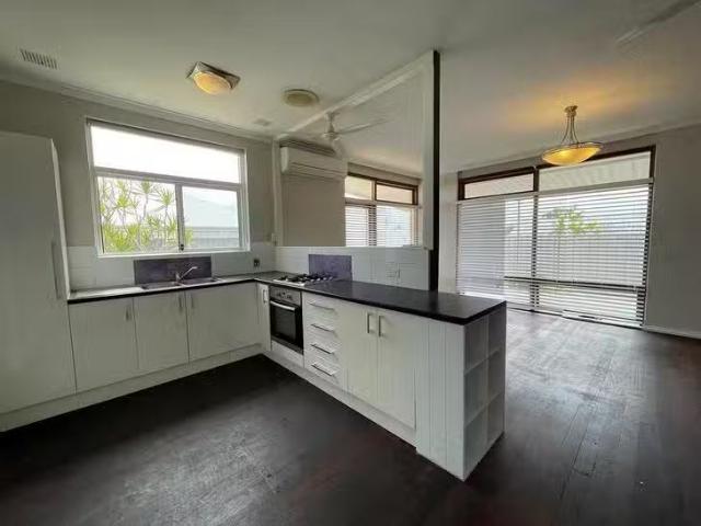 A/145 Safety Bay Road, Shoalwater, WA 6169