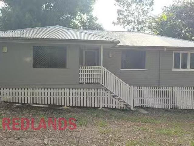A/2 Wanda Street, Macleay Island, QLD 4184