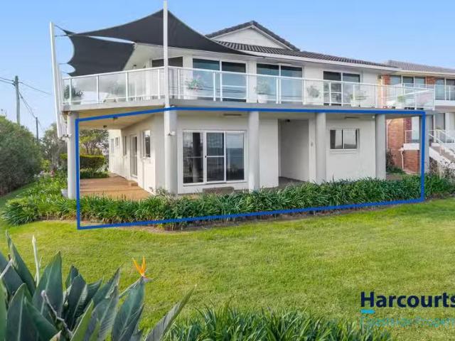 A/2 North Scenic Road, FORRESTERS BEACH, NSW 2260 Apartment.