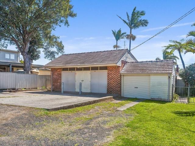 House For Lease A/46 Horsley Road, Oak Flats NSW 2529