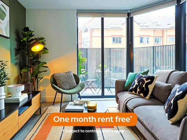 A604 Cranberry House, Redcliff Street. 2 bed apartment to rent £2,090 pcm £482 pw