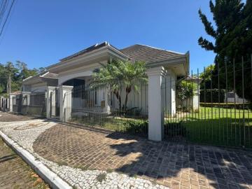 A752 – Casa 5 dormitórios