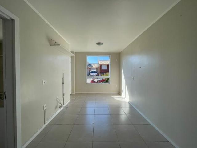 A948 – Casa geminada 2 dormitórios
