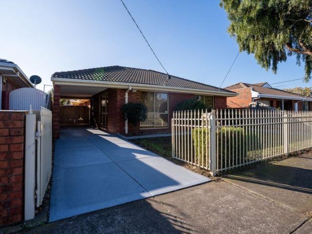 A MUCH LOVED FAMILY HOME WITH RE DEVELOPMENT POTENTIAL
