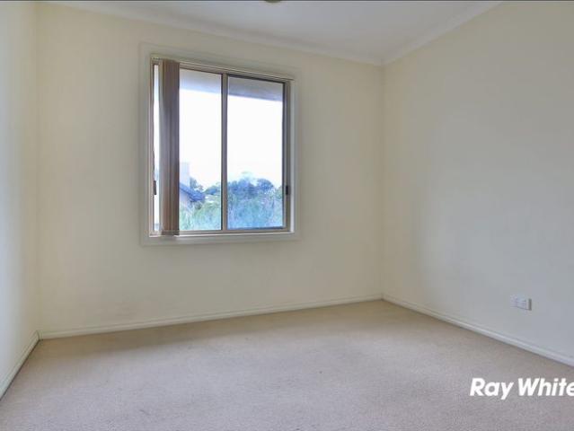A MUST SEE MODERN TOWNHOUSE!