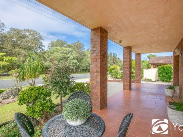 A Must See Quality Brick Build in Sought After Location!