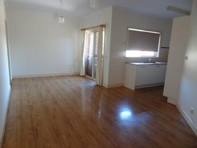 A MUST SEE 2 BEDROOM DUPLEX!