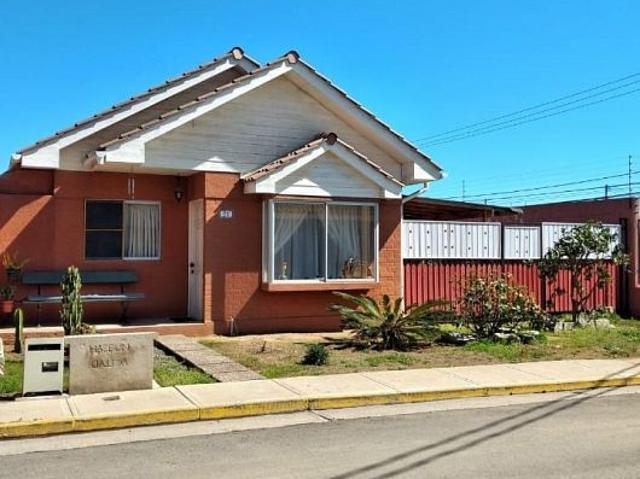 A&M PROPIEDADES VENDE HERMOSA CASA EN PEÑABLANCA