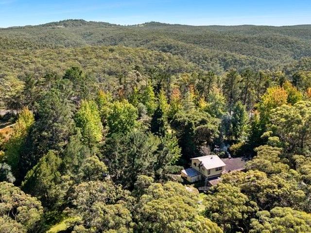 A Magical Retreat in Bilpin's Breathtaking Wilderness