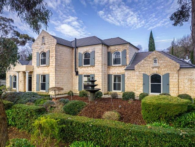 A Manor of Exceptional Presence, Made for the Modern Adelaide Hills Family…