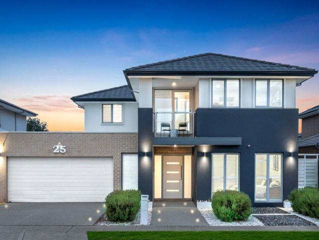 A Masterpiece of Architectural Design and Luxurious Living