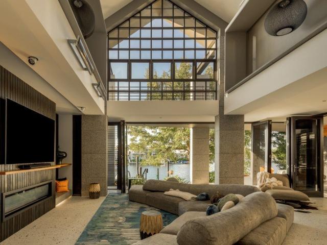 A Masterpiece of Architectural Waterfront Living