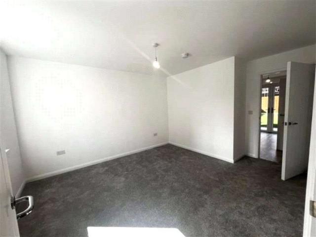 A modern three bedroom house in the popular Beaulieu Park development