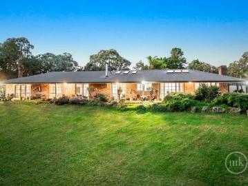 Kangaroo Ground, Nillumbik, Victoria - Terrace