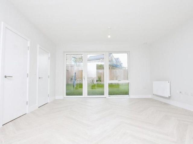 A modern deluxe four bedroom semi detached house, located in the new Elderberry Walk development. Externally is a driveway for two cars, a shed in the garden, and a secure bike store in built to the front of the house