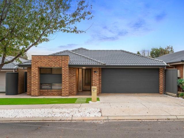 A Modern Home Designed for Easy Living