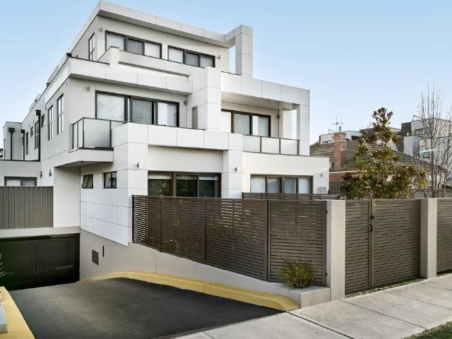 A Modern Masterpiece in Perfect Locale