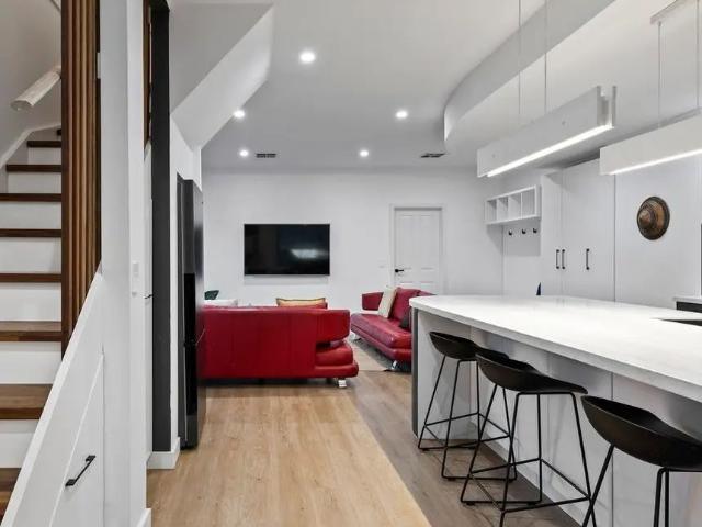 A Modern Sanctuary with Parkland Views Where Style Meets Serenity