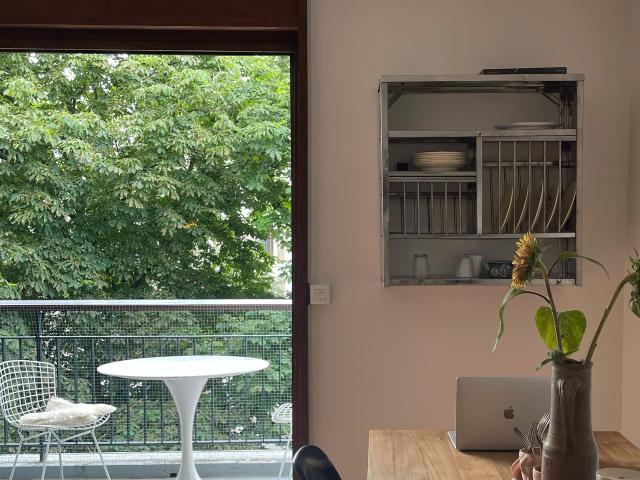 A modernist nest near Buttes Chaumont