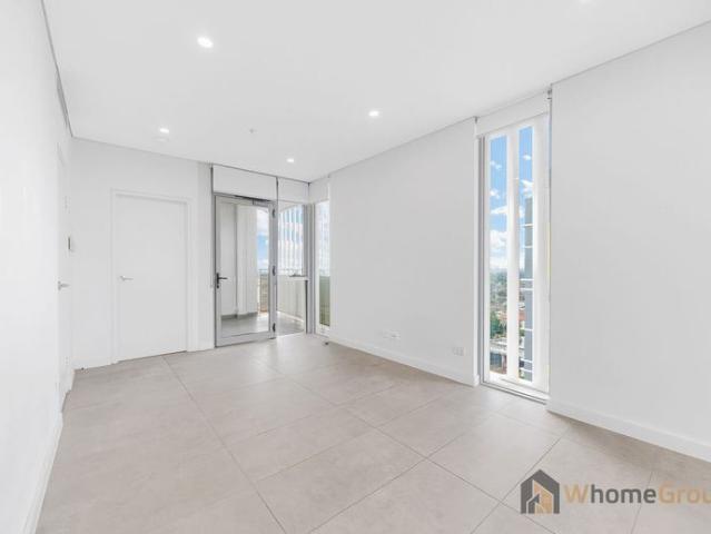 A near NEW stunning apartment in the centre of Burwood!