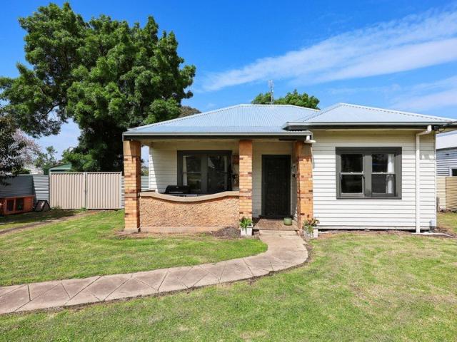 A NEAT LITTLE MORTLAKE RIPPER!