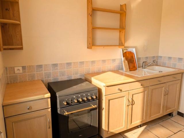 À NÉGOCIER Maison de campagne 120 m² – 3 chambres – Grange. 120m² Tercillat