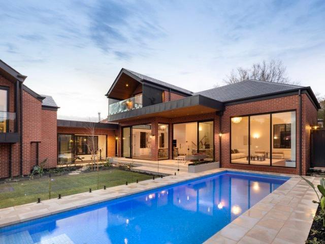 A New Benchmark for Hawthorn Living