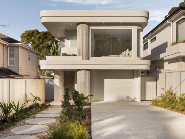 A New Benchmark for Luxury Family Living