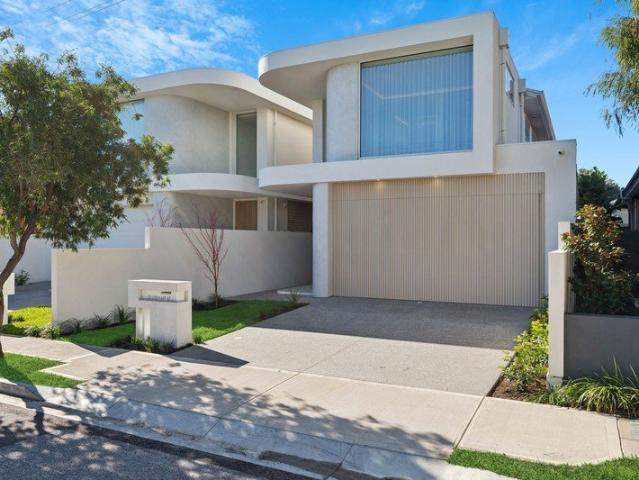 A New Benchmark in Luxury Coastal Living