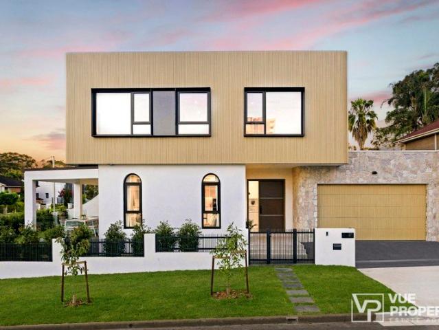 A New Benchmark in Modern Family Living & Architectural Excellence