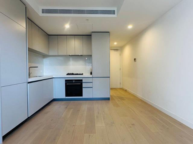 A new Hawthorn story at a 2 bed 2 bath apartment