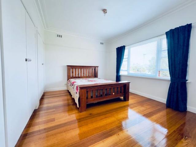 A new renovated modern Kitchen, Laundry, freshly painted and new polished timber floor Home in Bentleigh East