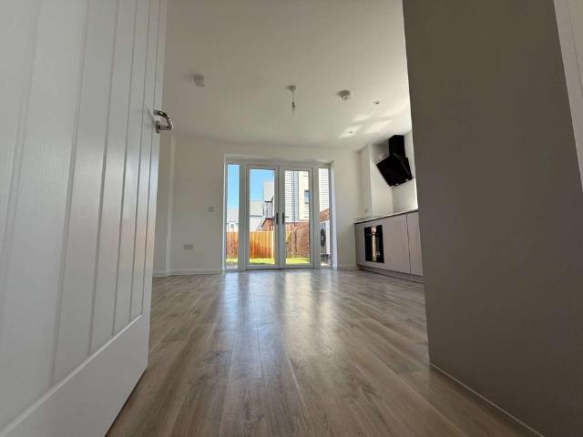 A newly built three bedroom house in the popular Beaulieu Park development