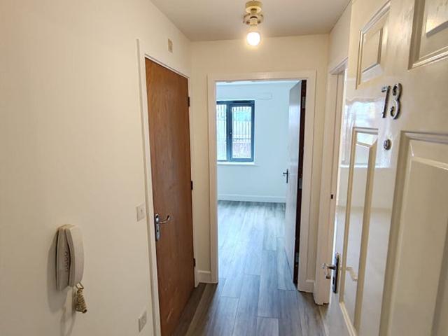 A newly furbished beautiful one bedroom flat