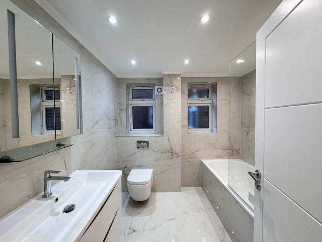 A newly refurbished 1 bedroon flat for Rent
