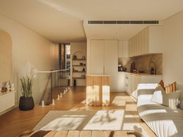 A newly reimagined boutique terrace with dazzling views Enter via Ramp on Bayview Crescent