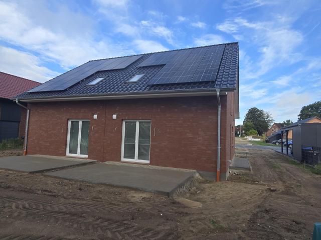 A+ Neubau DHH bei Stade PV, Speicher, Wärmepumpe, 5% AfA möglich