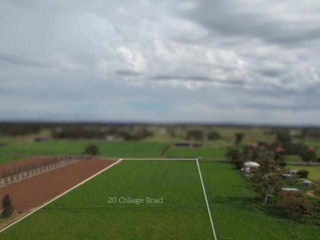 A once in a lifetime opportunity to secure small acreage on the banks of the Lachlan River