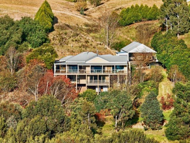 A One of a Kind Retreat with Clifton Creek Frontage