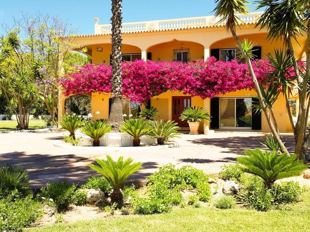 A oportunidade dos seus sonhos espera por você em Vilamoura!