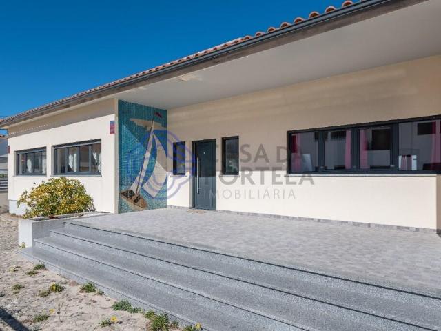 A Oportunidade Exclusiva que Esperava na Praia da Vieira! ️✨