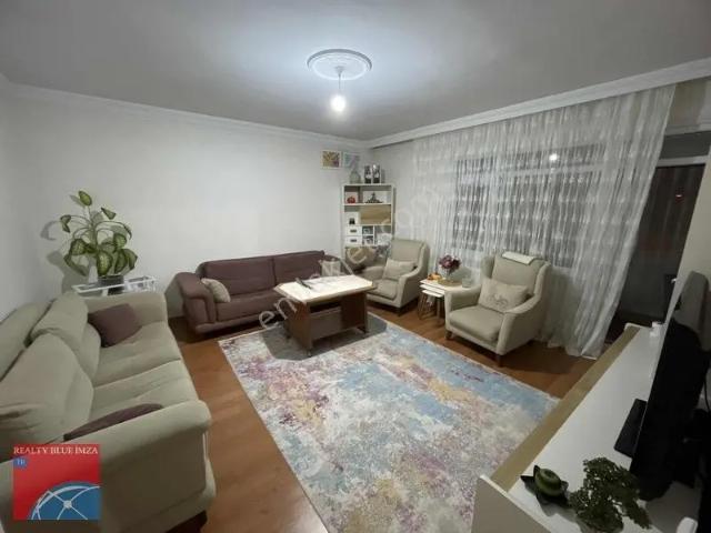 Aşağıdudullu Mahallesinde 2+1 Cadde Üzeri Kiralık Daire