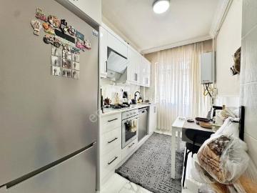 Aşağı Eğlence Mah. Giresun Cad. Paraleli Mendil Sokak'ta 2.kat Lüx Yapılı 3+1 Çift Balkon Güney Cep