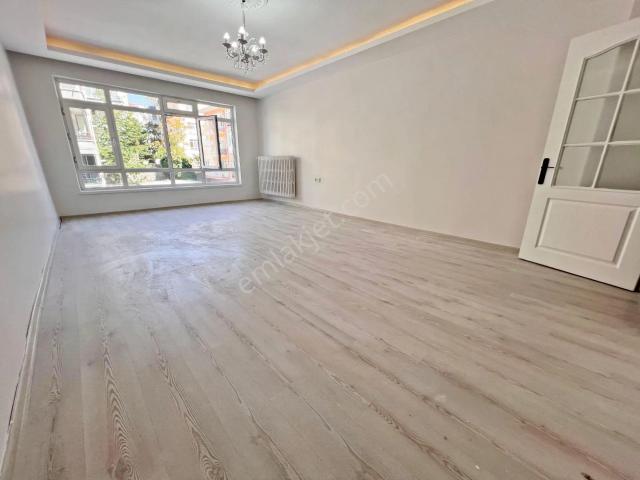 Aşağı Eğlence Mah. Giresun Cad. Yakını 1.kat Ultra Lüx Yapılı 3+1 Bağımsız Ön Cephe